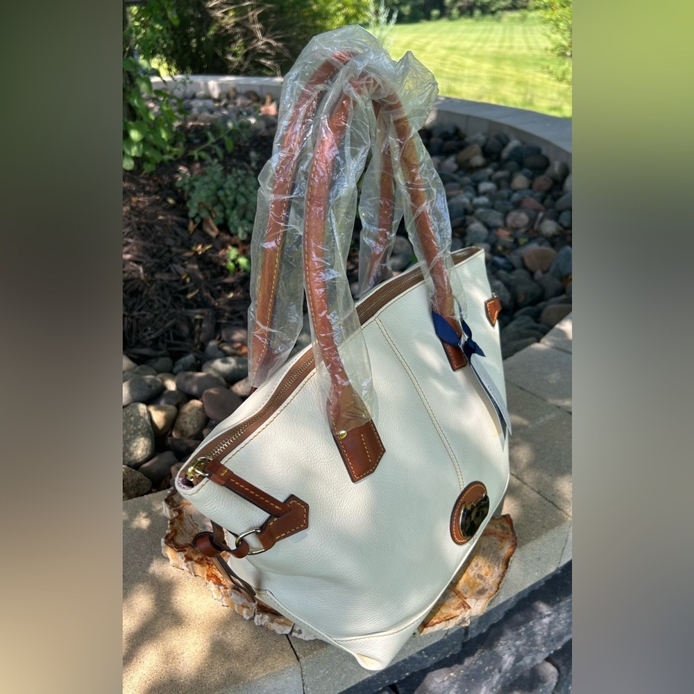 Vintage Dooney & Bourke Fairfield White Camposa Domed Tortoiseshell Satchel NWT - Picture 6 of 16
